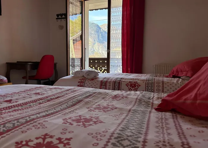 Hotel Les Tilleuls Le Biot