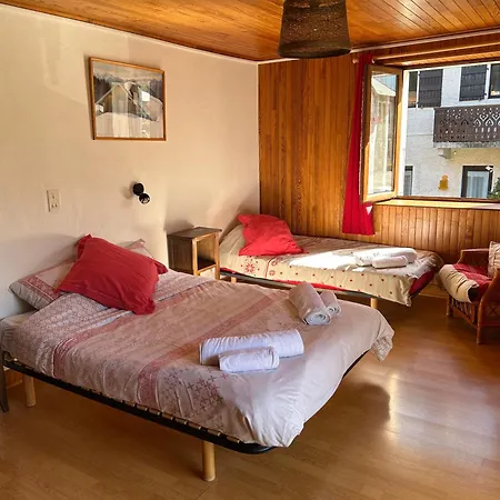 Les Tilleuls Hotel *